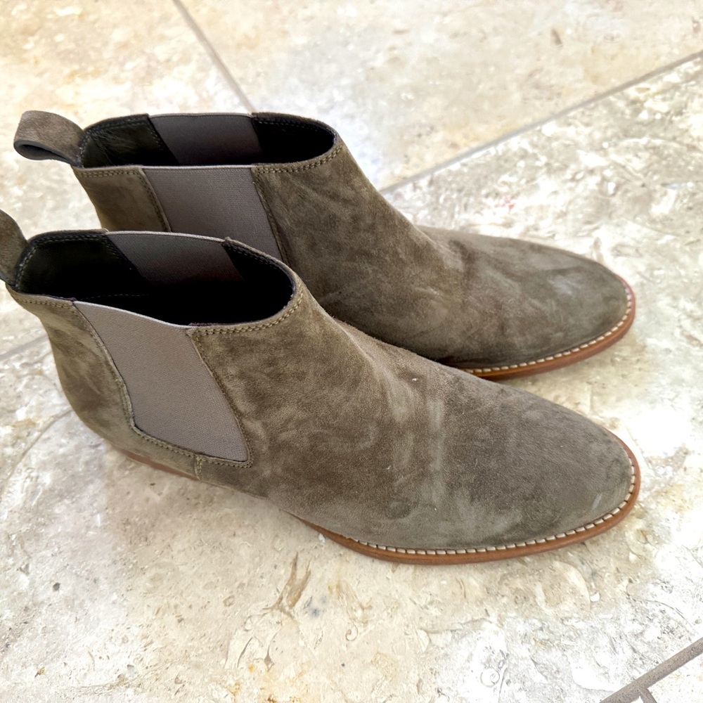 Jenni Kayne suede Chelsea booties